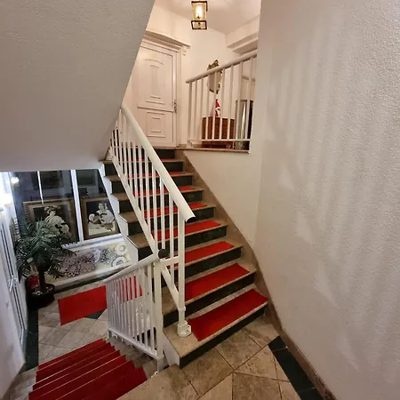 Apartment Li *